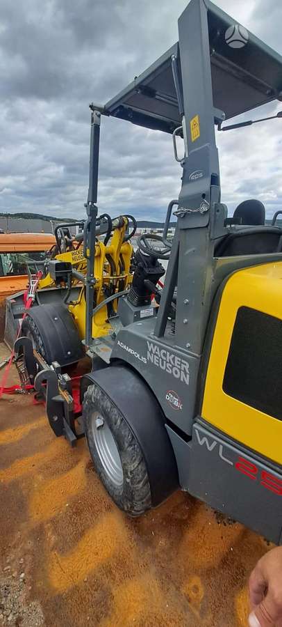 Wacker WL 25 H, frontal loader