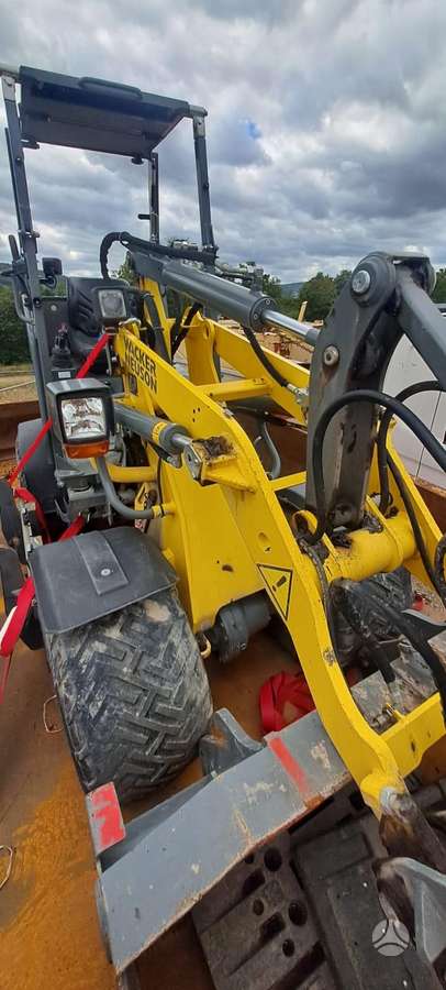 Wacker WL 25 H, frontaliniai krautuvai