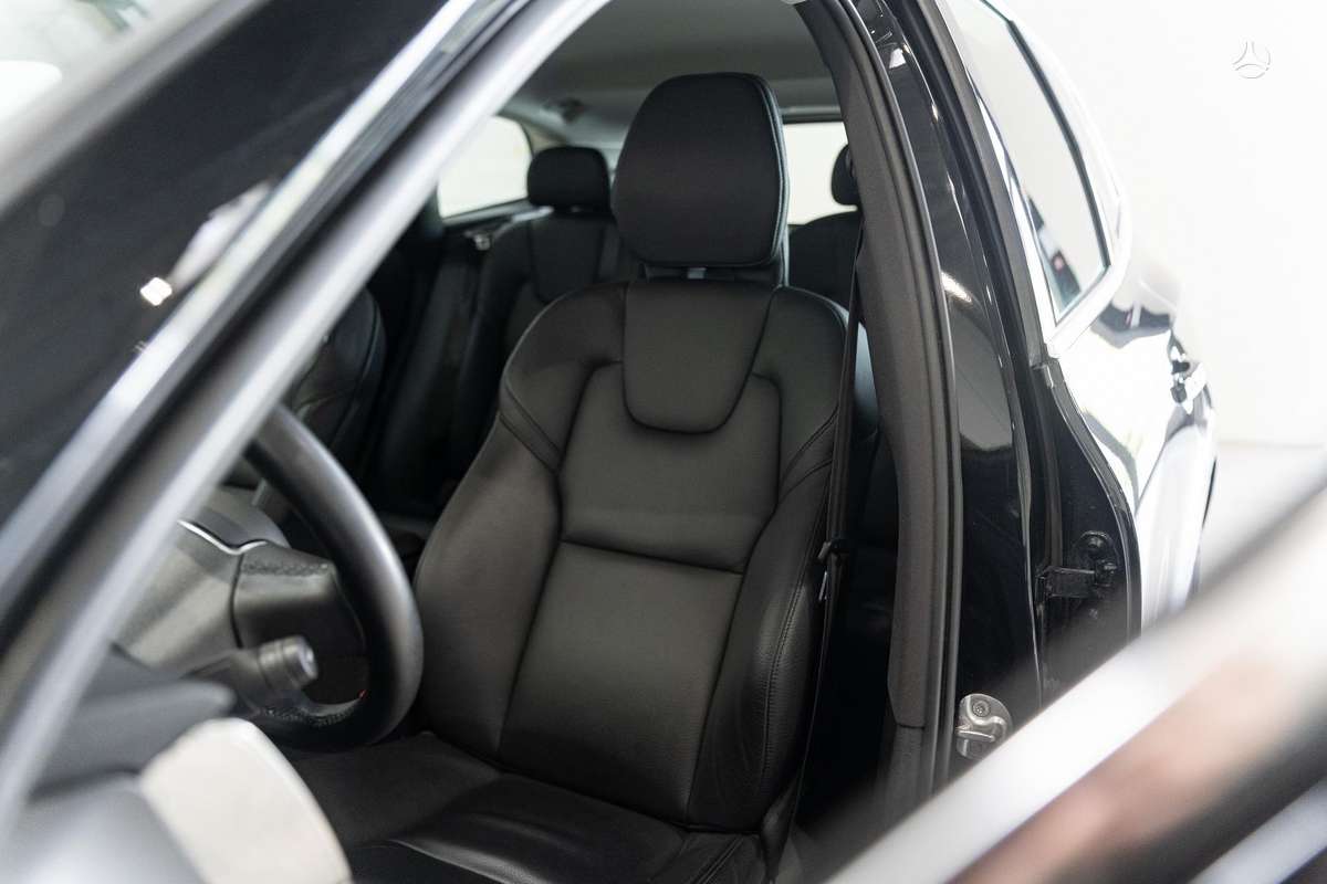 Volvo XC60 - 11