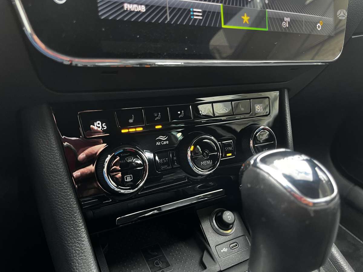 Skoda Superb, 2.0 l., Хэтчбек