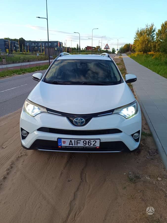 Toyota RAV4 - 2