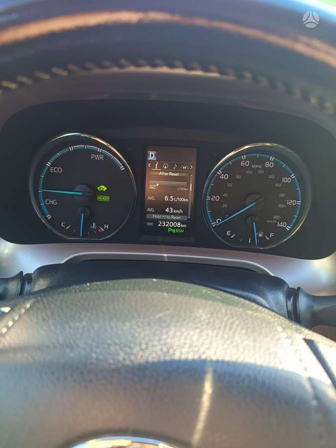 Toyota RAV4 - 11