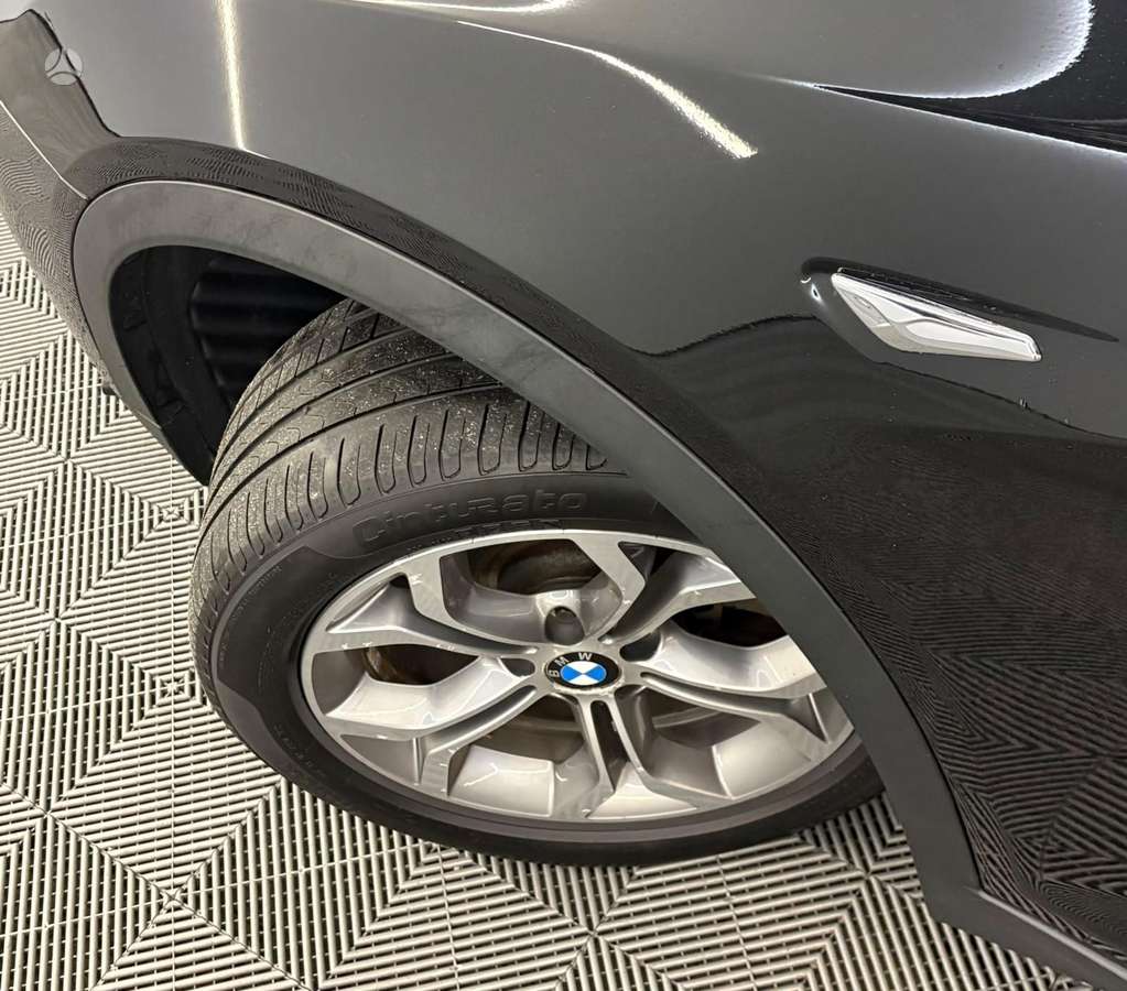 BMW X3, 2.0 l., off-road / crossover