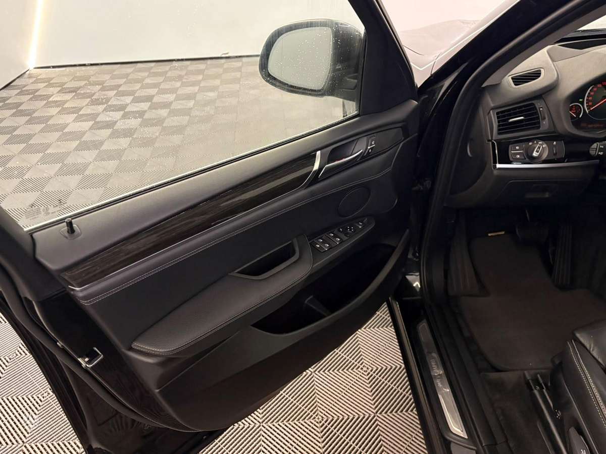 BMW X3, 2.0 l., off-road / crossover