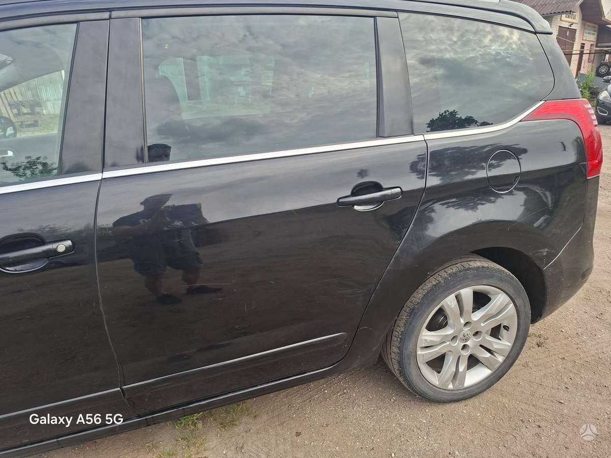 Peugeot 5008, Минивэн