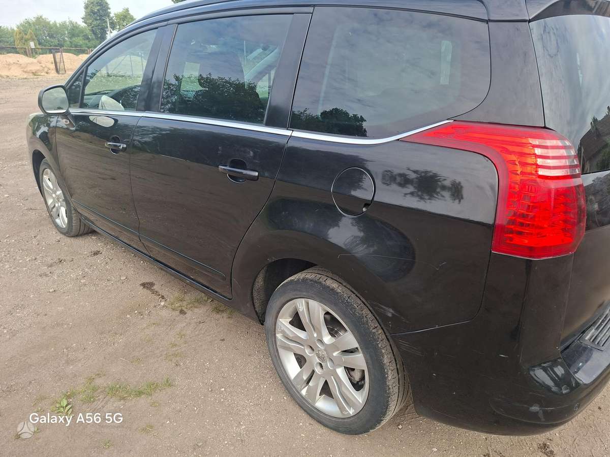 Peugeot 5008, Минивэн