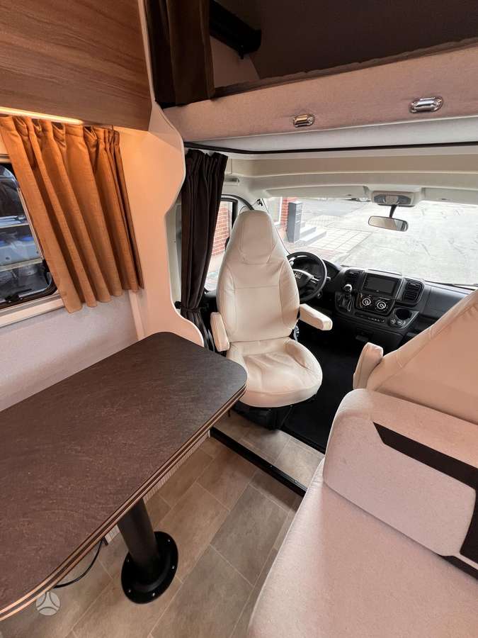 Rimor SARUS 50, campers