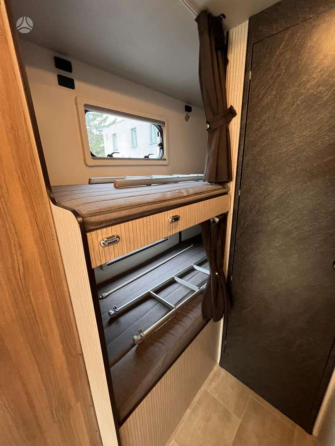 Rimor SARUS 50, campers