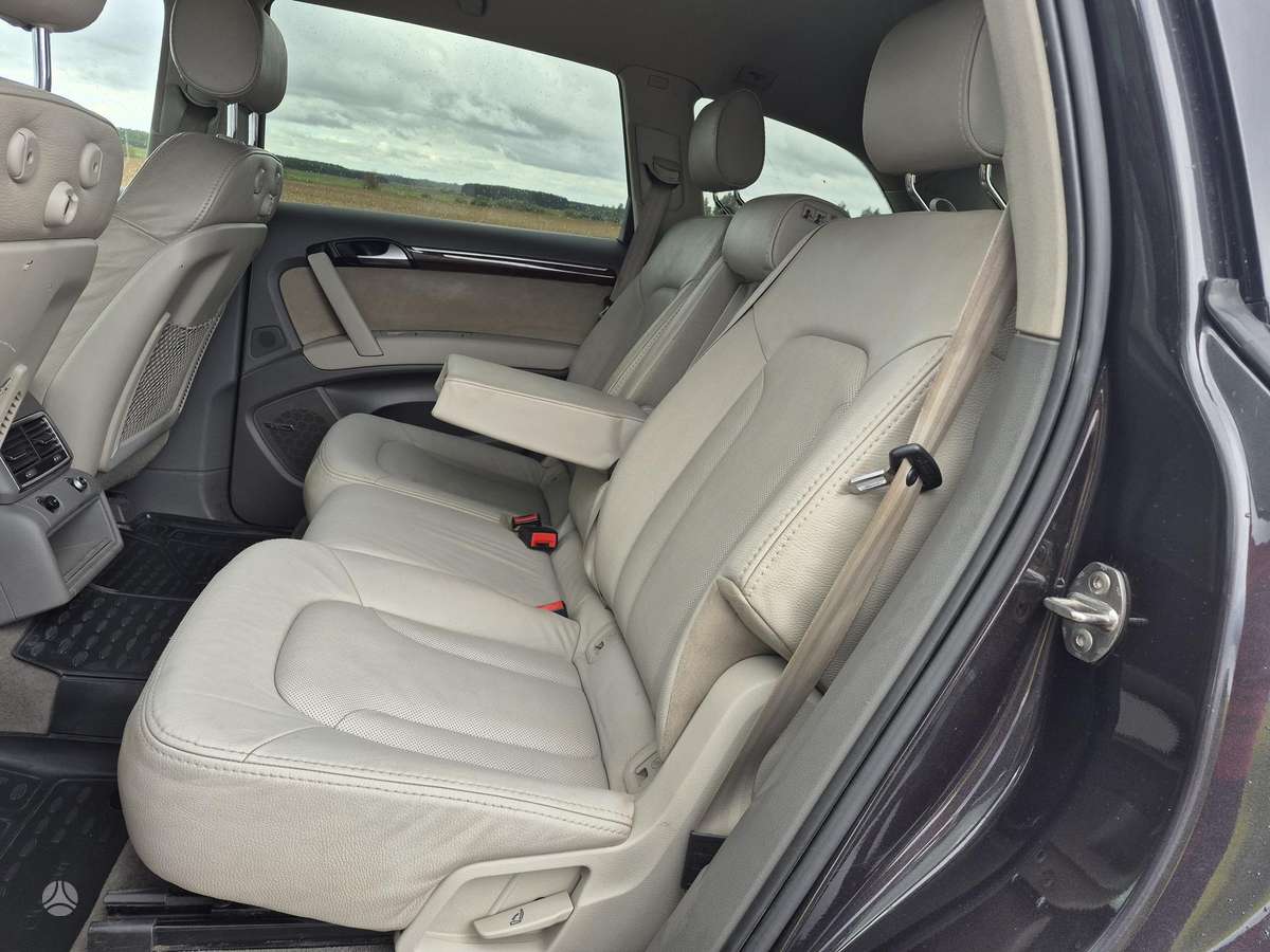 Audi Q7, 4.2 l., Внедорожник / Кроссовер