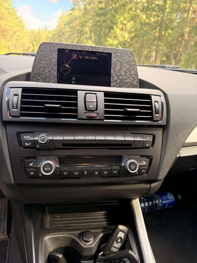 BMW 116, 2.0 l., hatchback