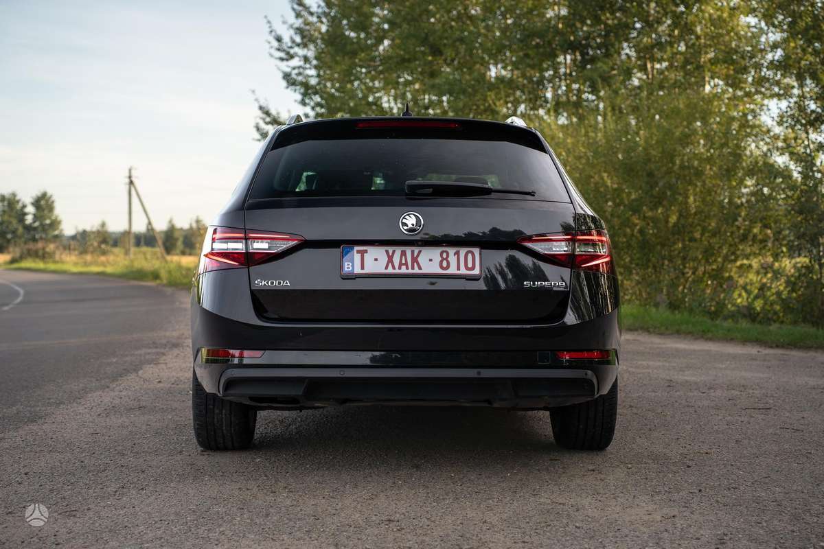 Skoda Superb, 2.0 l., wagon