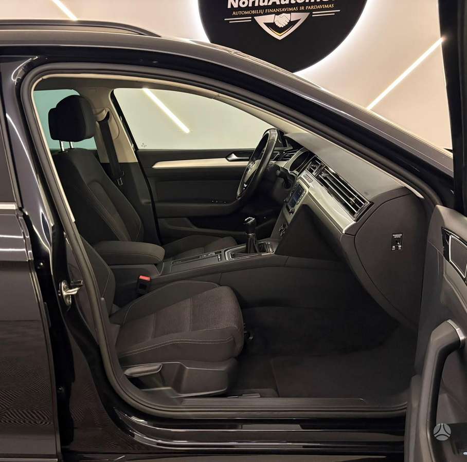 Volkswagen Passat, 2.0 l., Универсал
