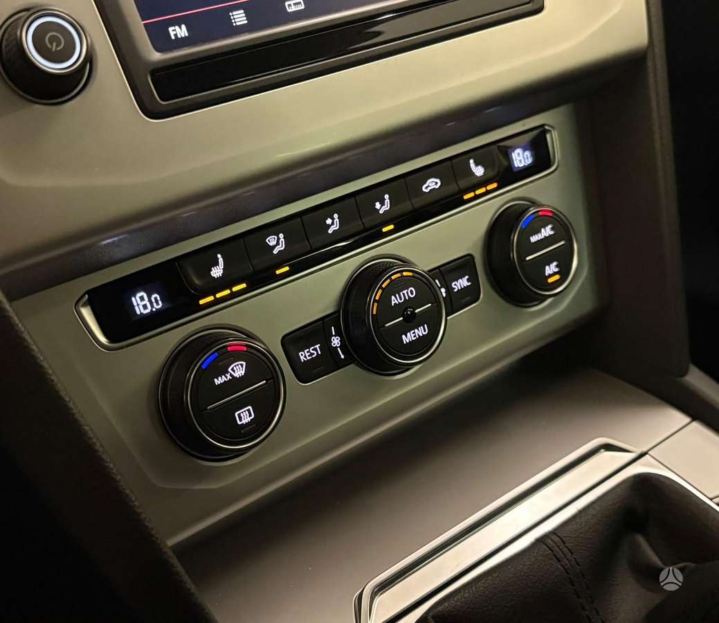 Volkswagen Passat, 2.0 l., Универсал