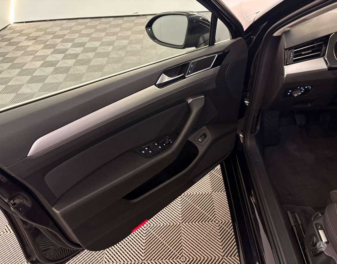 Volkswagen Passat, 2.0 l., Универсал