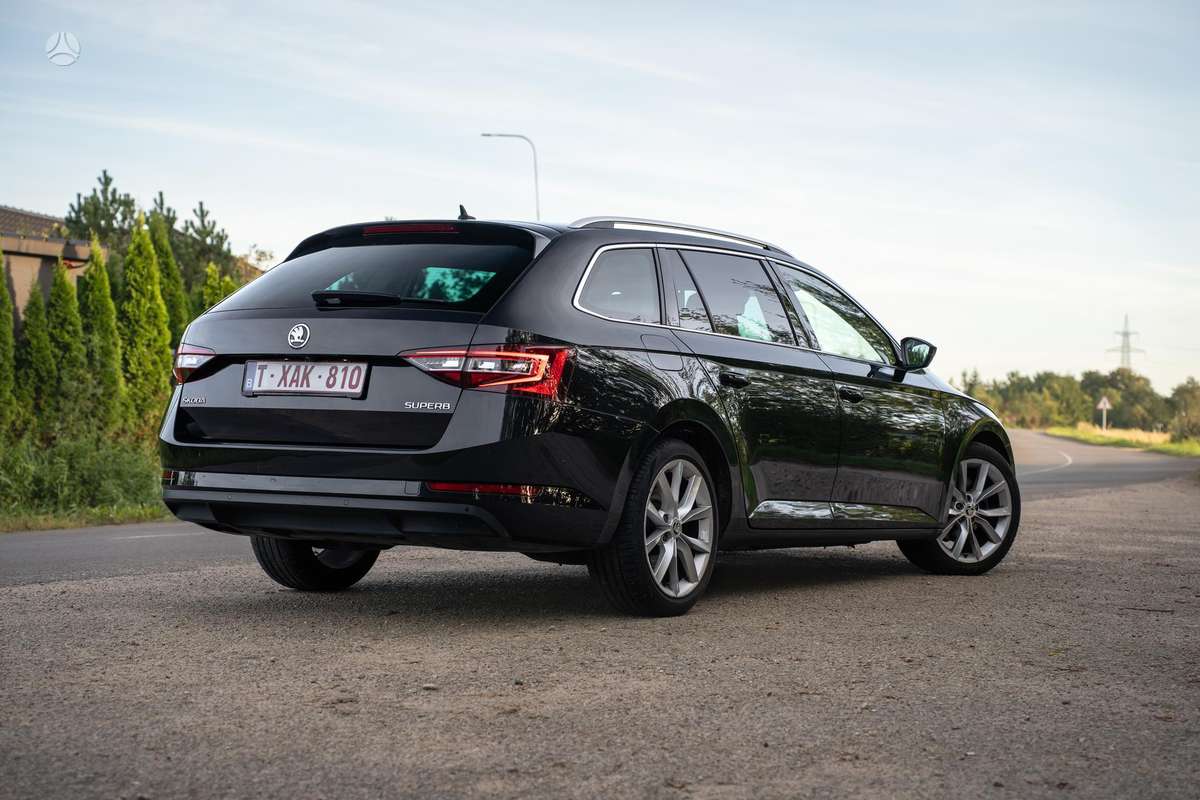 Skoda Superb, 2.0 l., wagon