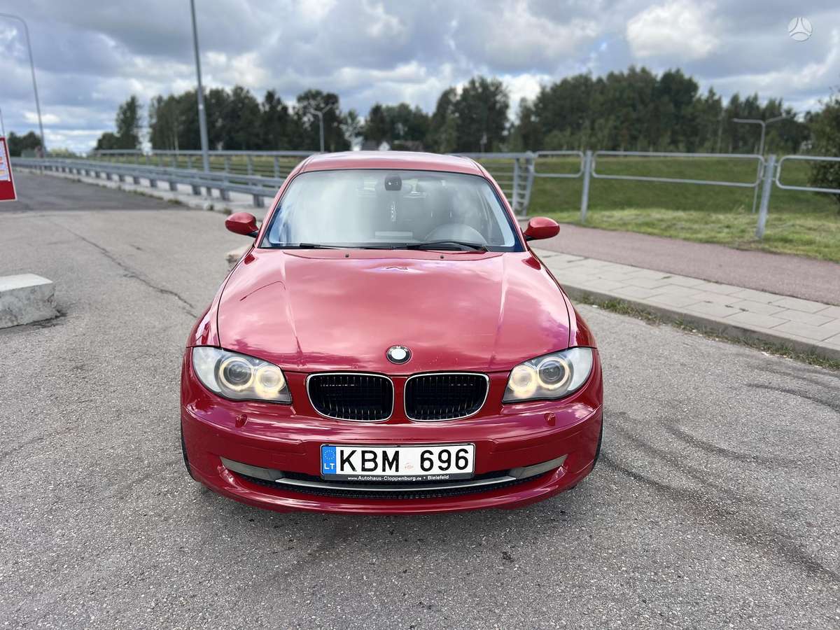 BMW 120, 2.0 l., hatchback