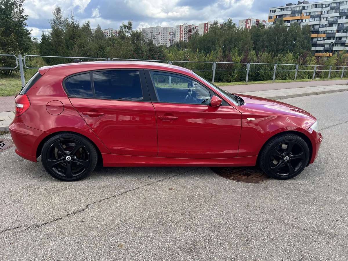 BMW 120, 2.0 l., Хэтчбек