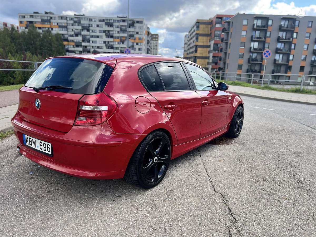 BMW 120, 2.0 l., Хэтчбек