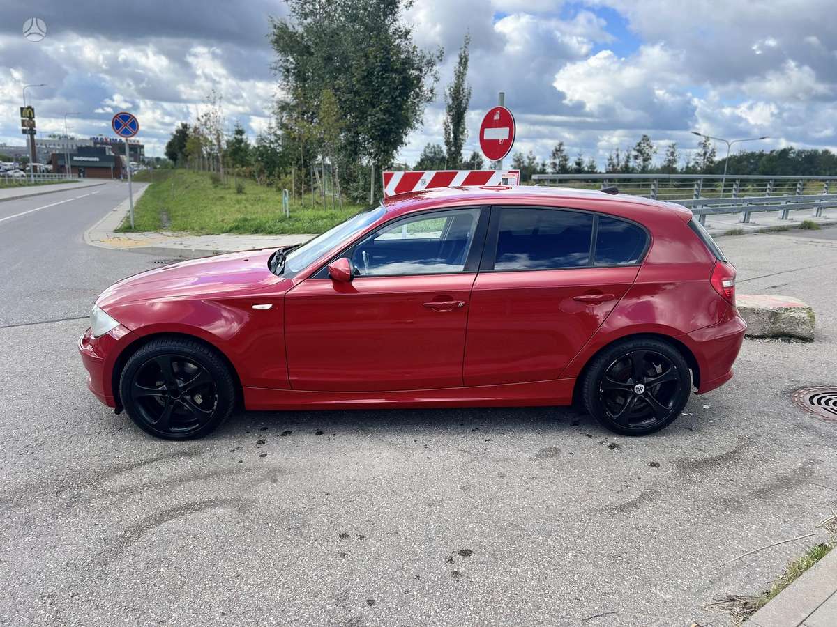 BMW 120, 2.0 l., Хэтчбек