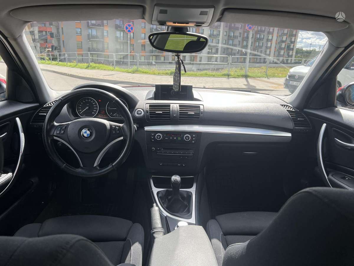 BMW 120, 2.0 l., Хэтчбек