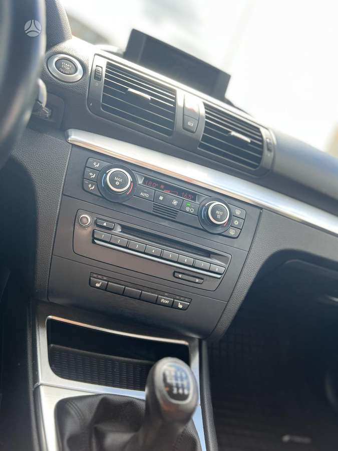 BMW 120, 2.0 l., Хэтчбек