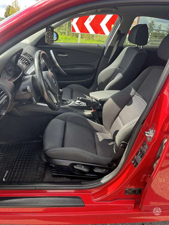 BMW 120, 2.0 l., Хэтчбек