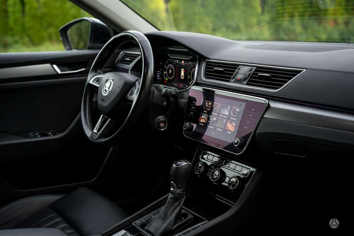 Skoda Superb, 2.0 l., wagon