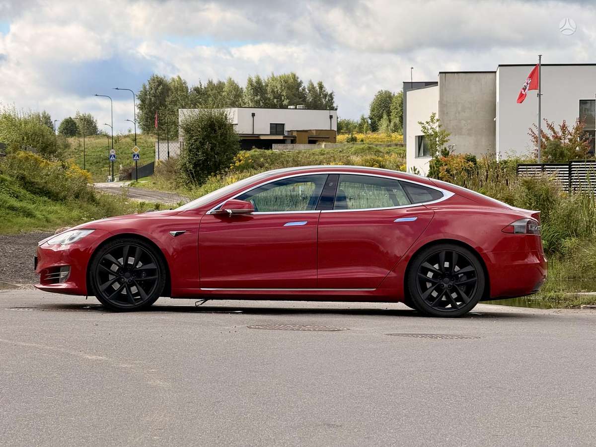 Tesla Model S, 100 кВт·ч, Хэтчбек
