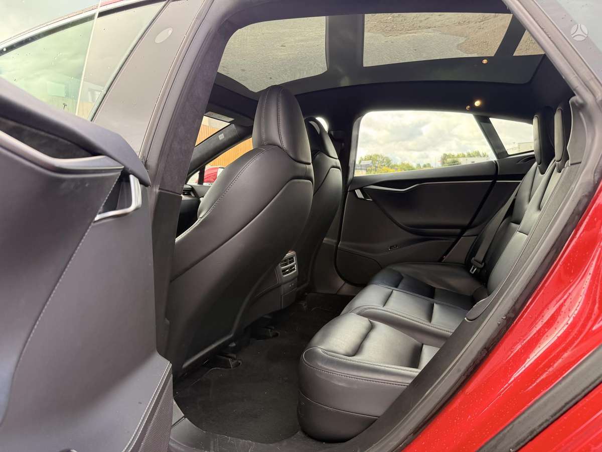 Tesla Model S, 100 кВт·ч, Хэтчбек