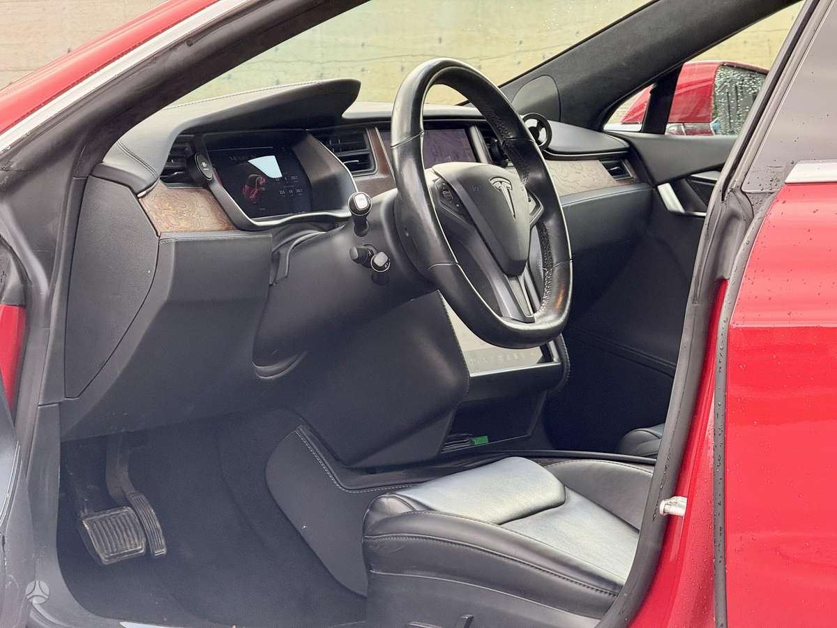 Tesla Model S, 100 кВт·ч, Хэтчбек