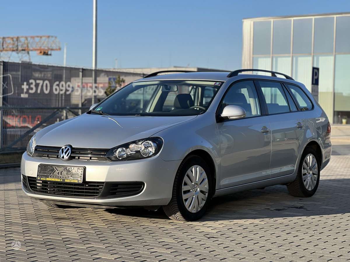 Volkswagen Golf - 2