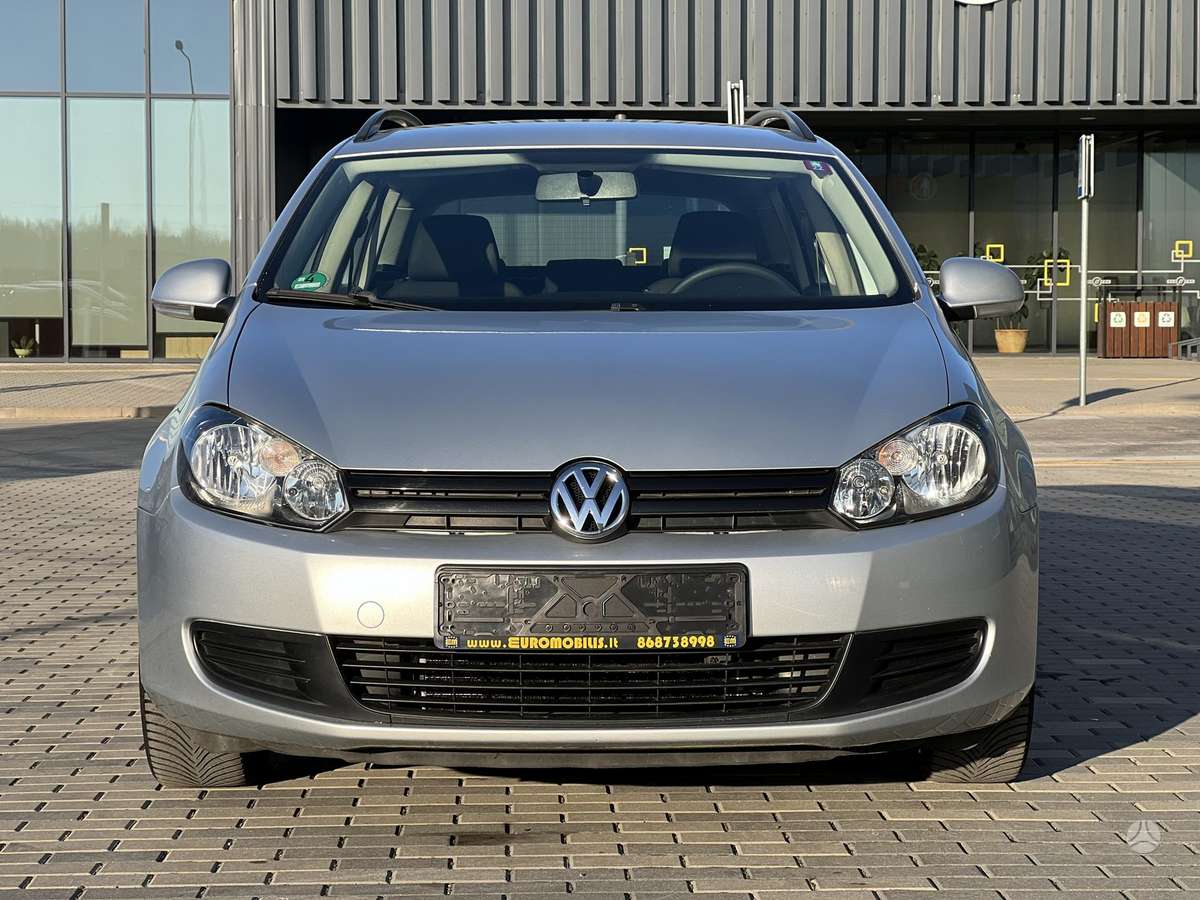 Volkswagen Golf - 3