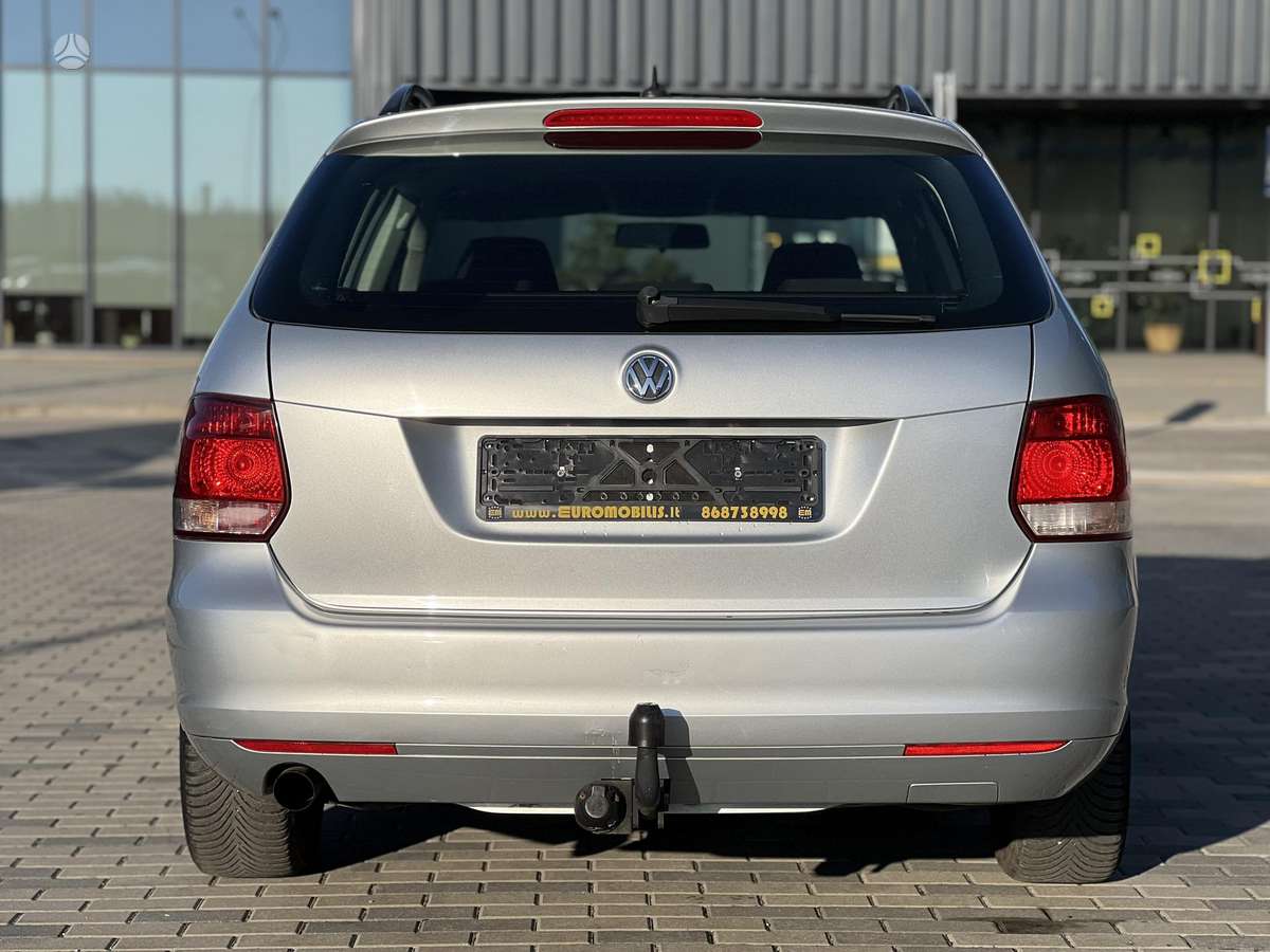 Volkswagen Golf - 4