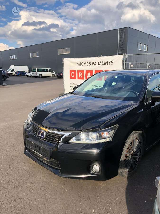 Lexus CT 200h kėbulo dalys