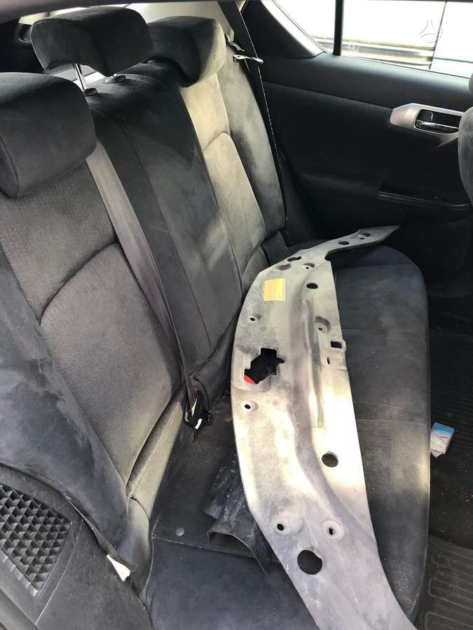 Lexus CT 200h body parts
