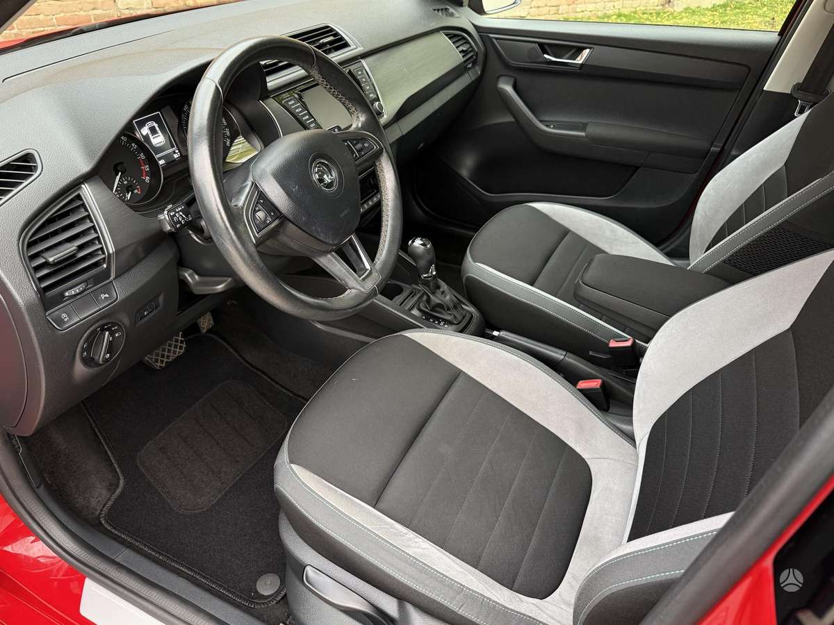 Škoda Fabia - 12