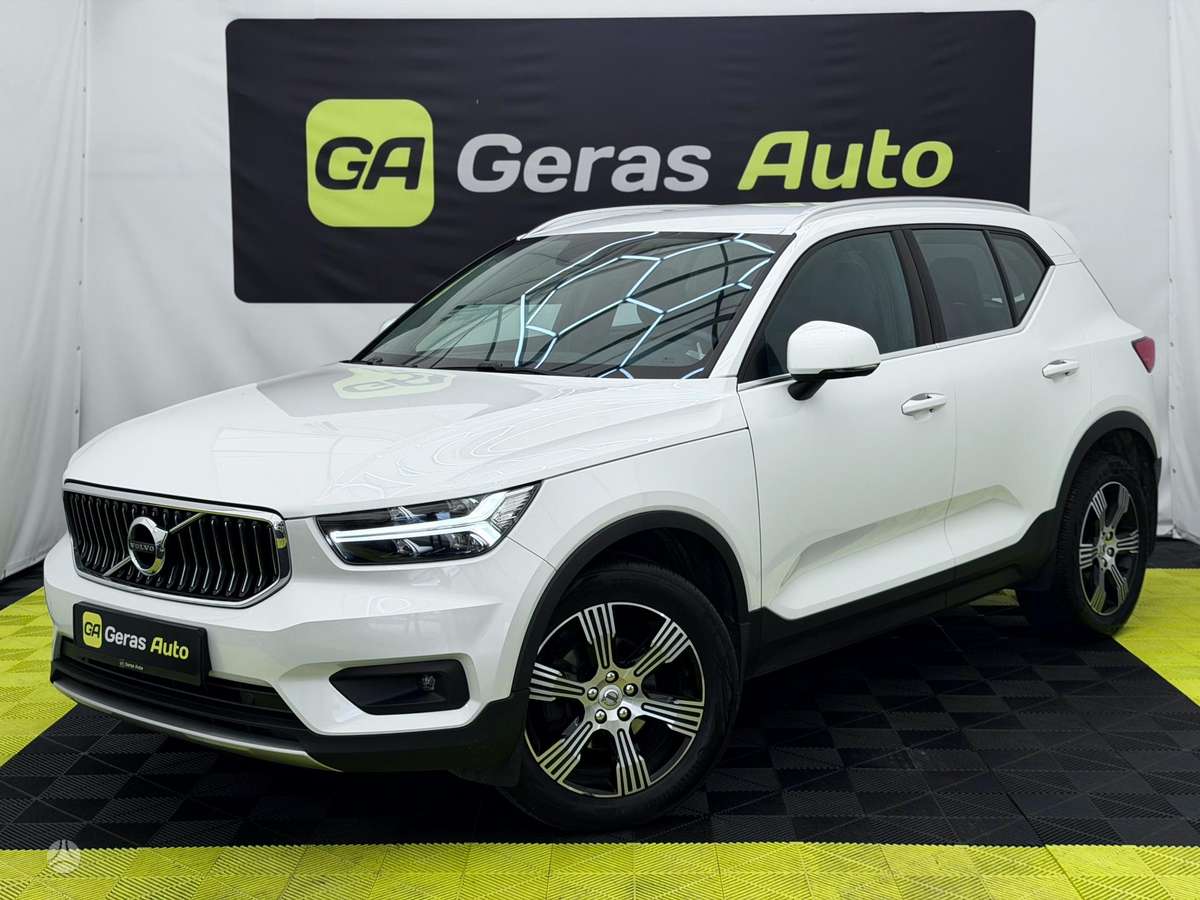 Volvo XC40 - 1