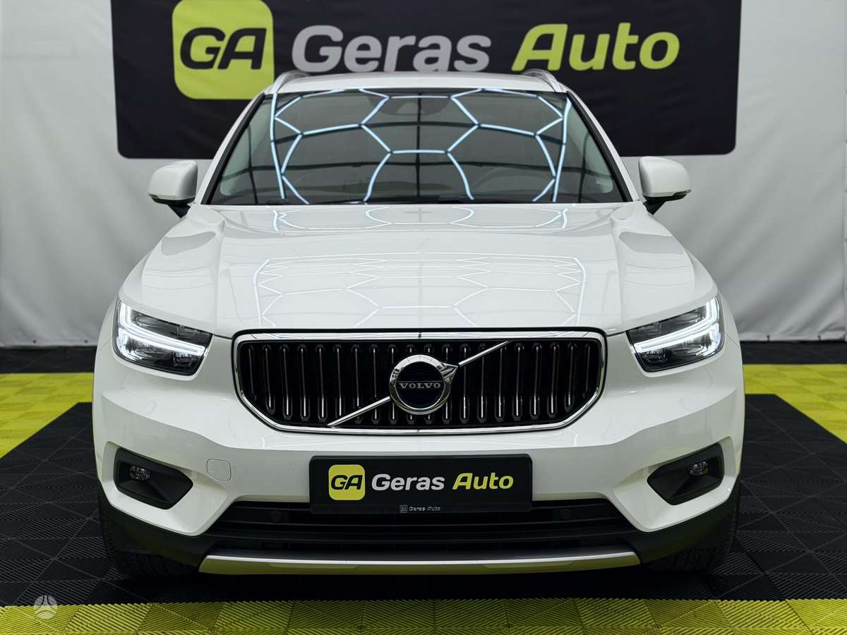 Volvo XC40 - 2