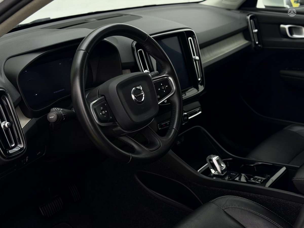 Volvo XC40 - 9