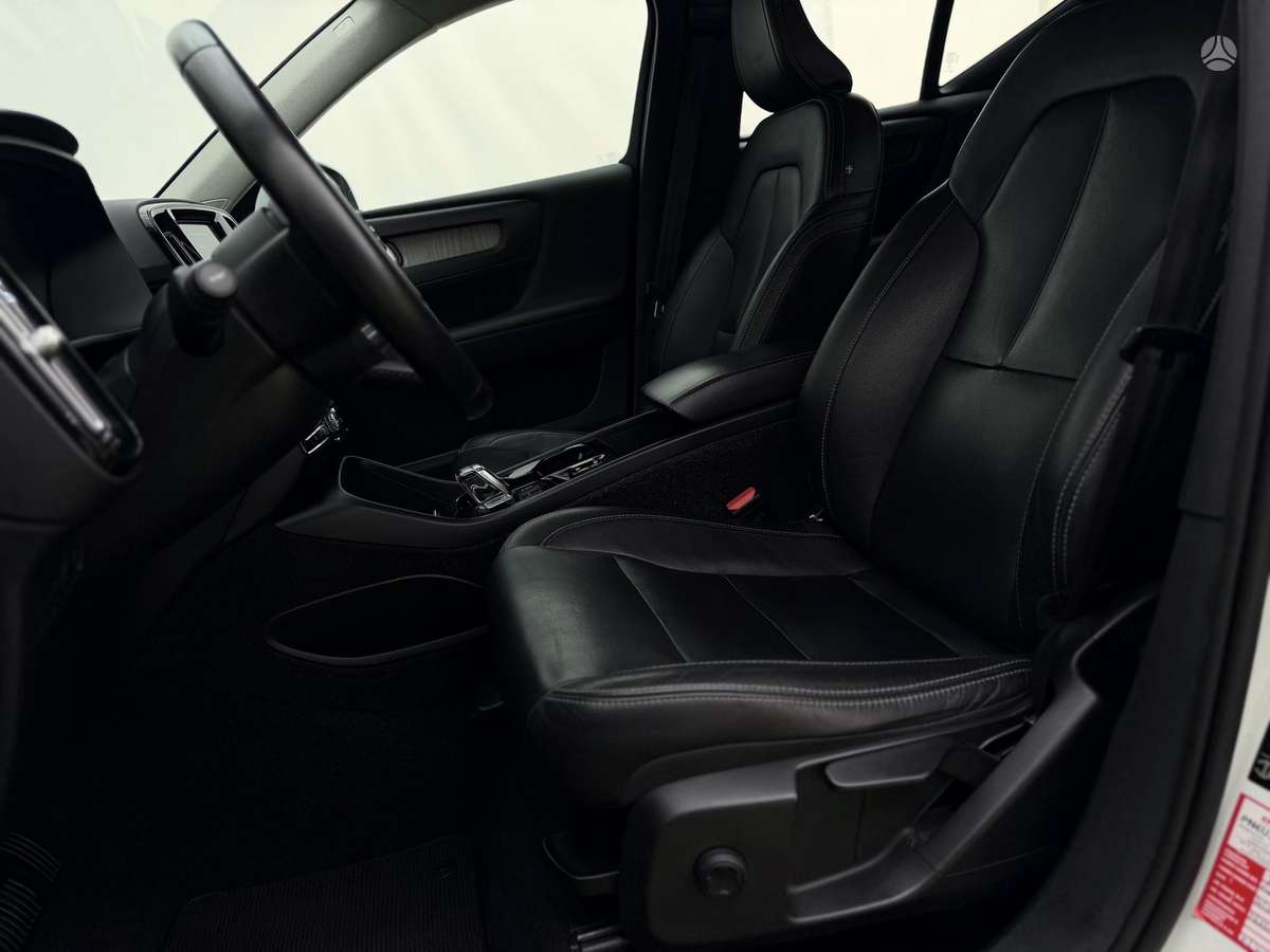 Volvo XC40 - 10