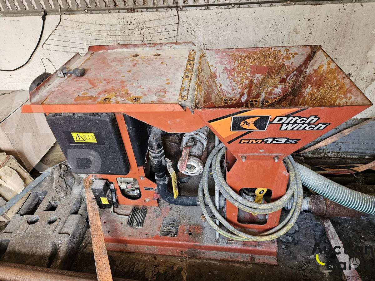 -Kita- Ditch Witch AT32, другое