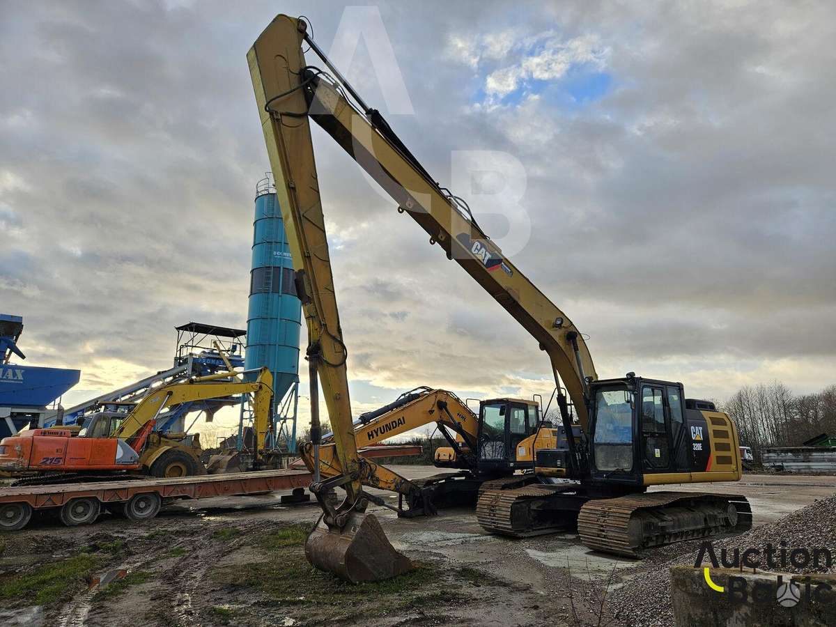 Caterpillar 320 EL, ekskavatoriai