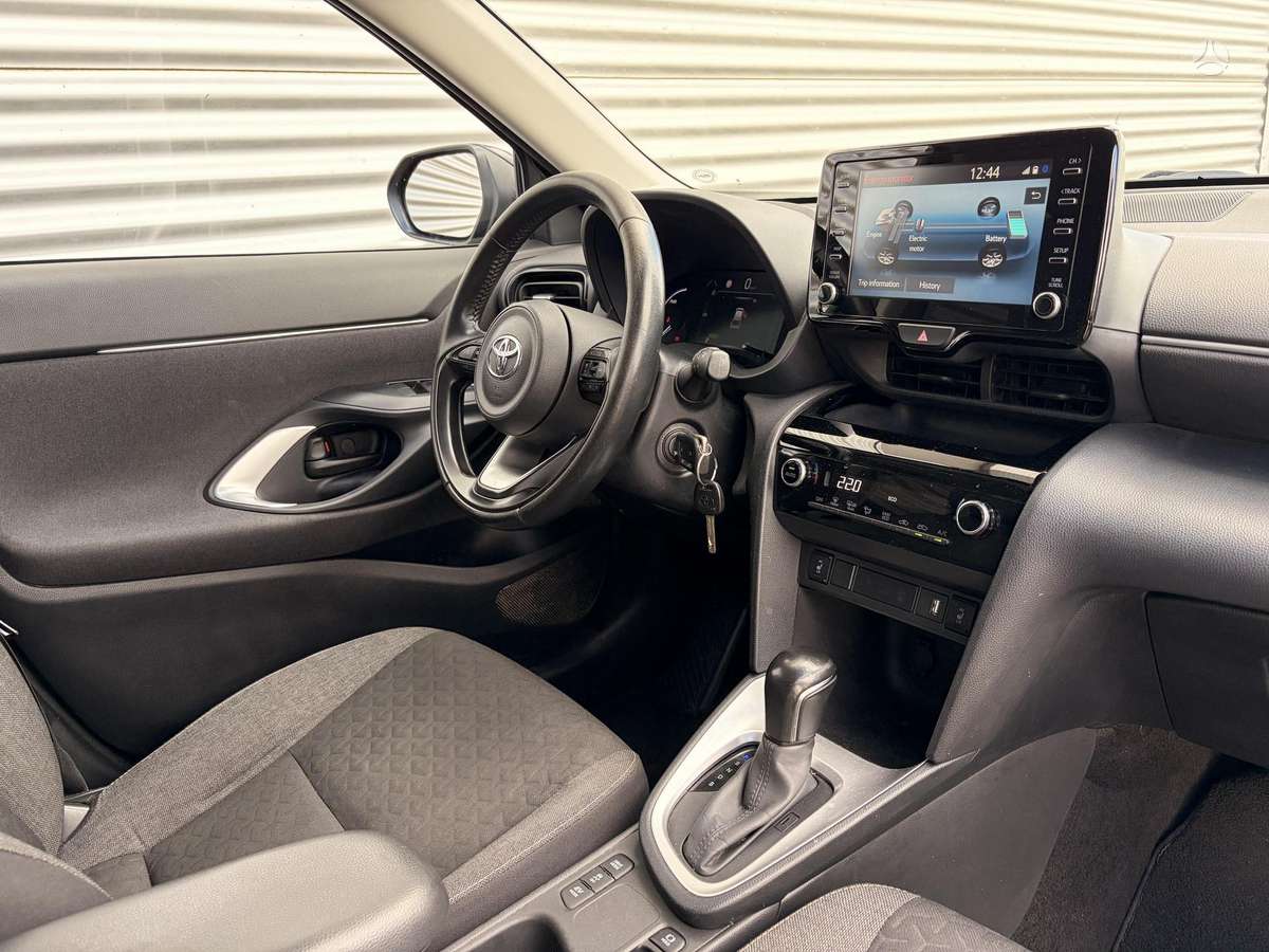 Toyota Yaris Cross - 11
