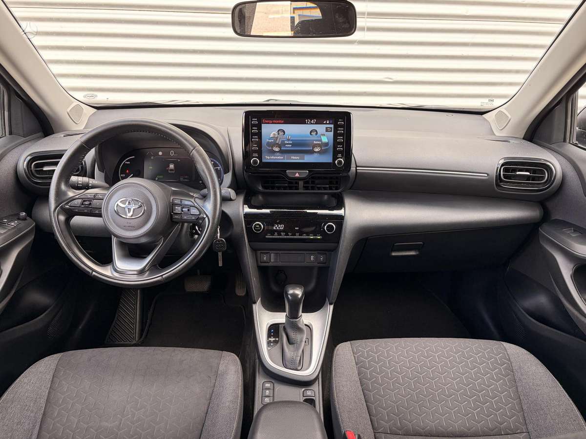 Toyota Yaris Cross - 8