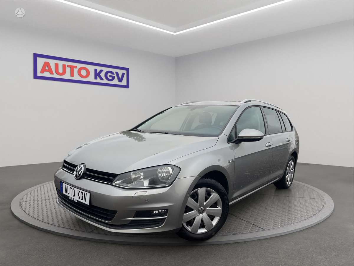 Volkswagen Golf - 1