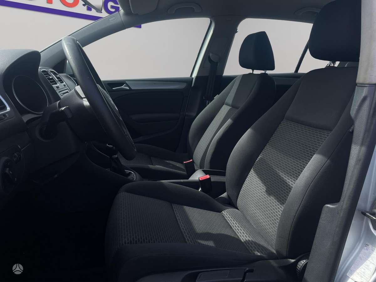 Volkswagen Golf, 1.2 l., hatchback