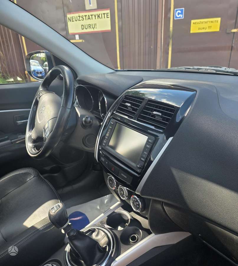 Peugeot 4008 - 9