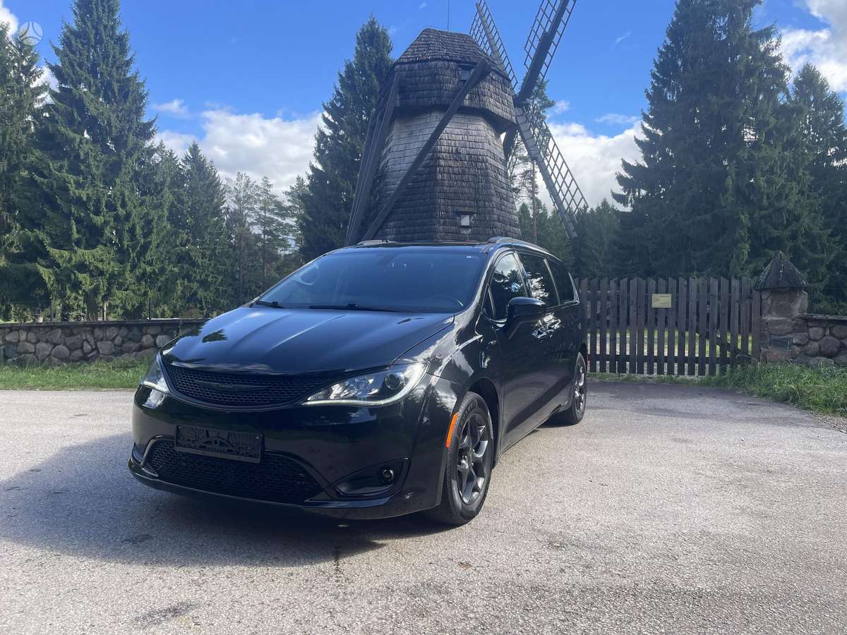 Chrysler Pacifica, 3.6 l., Минивэн