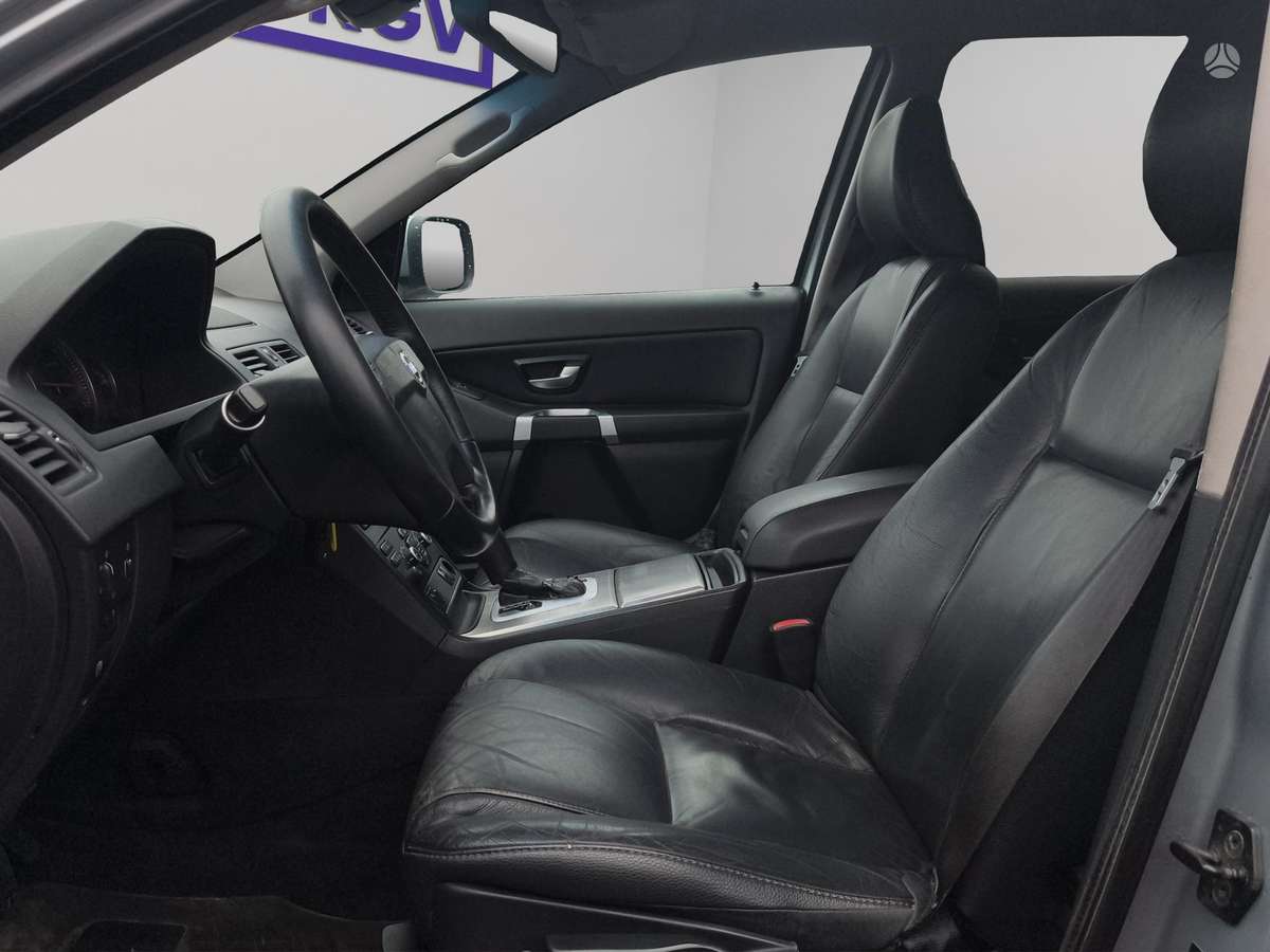 Volvo XC90 - 12