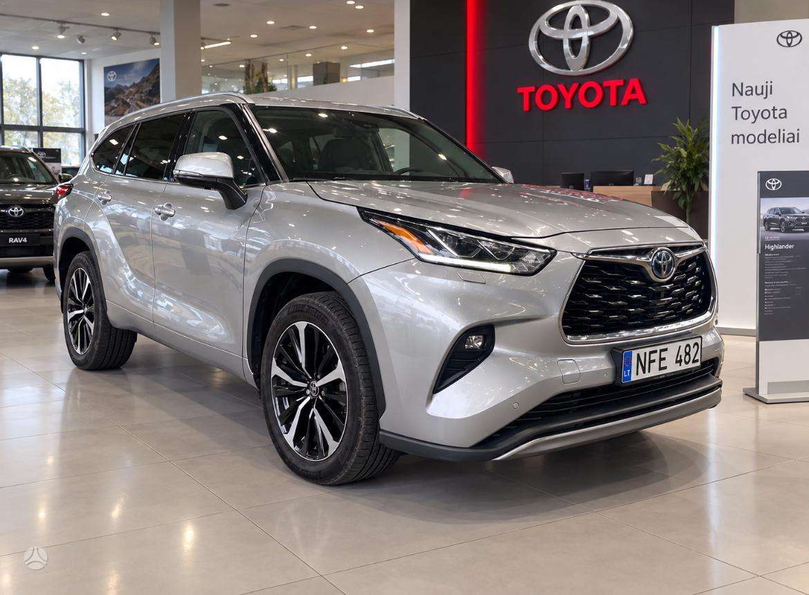 Toyota Highlander - 1